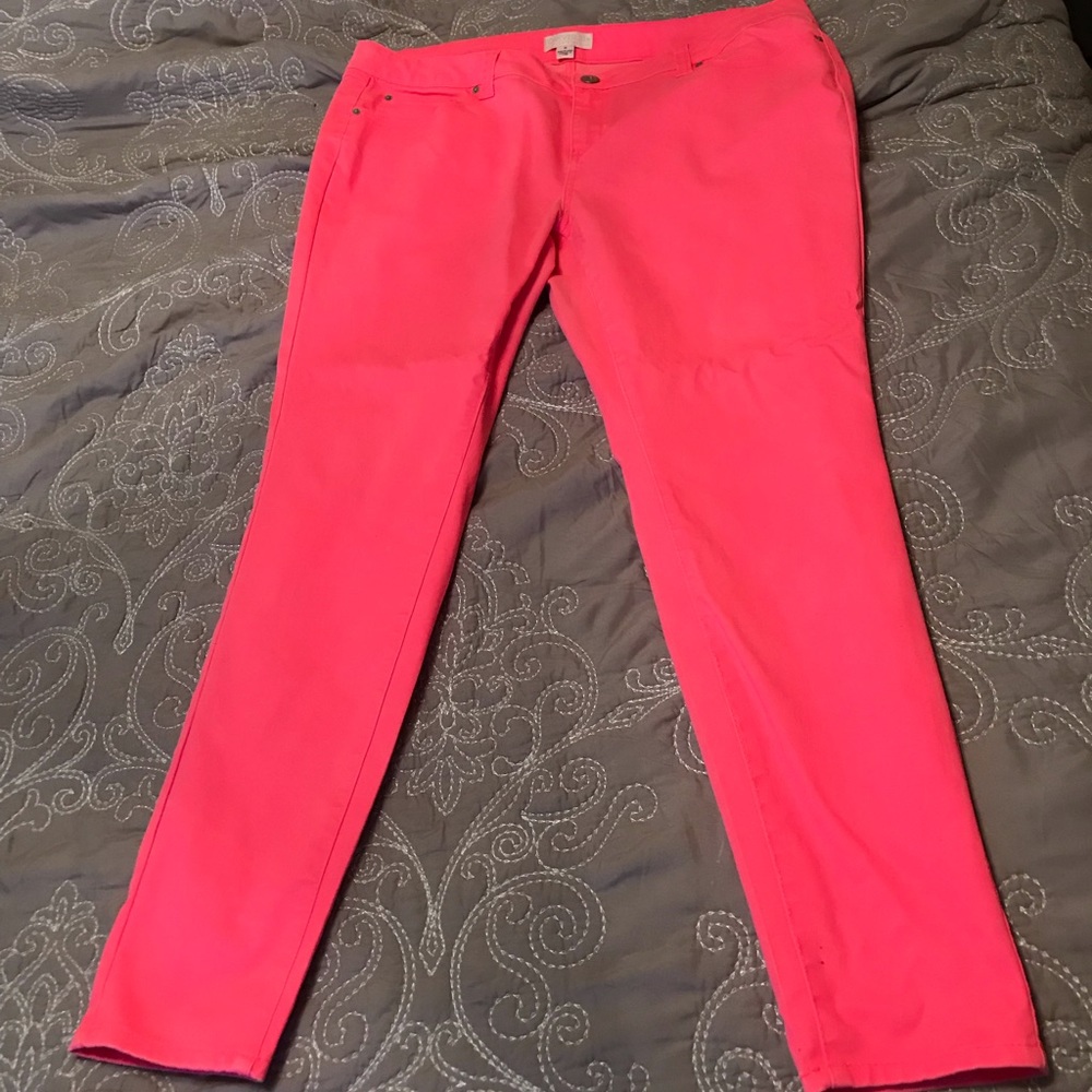 Forever 21 plus neon pink skinny jeans